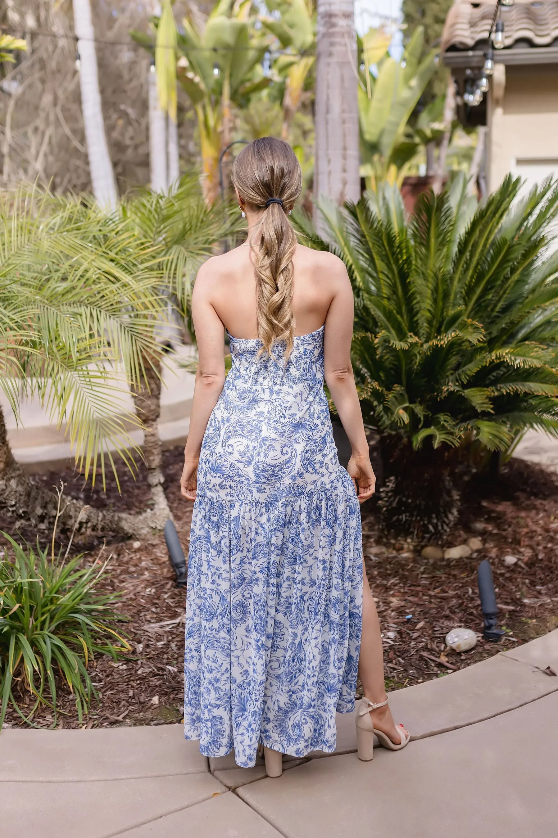 Annie Sleeveless Paisley Print Drop Waist Maxi Dress Blue