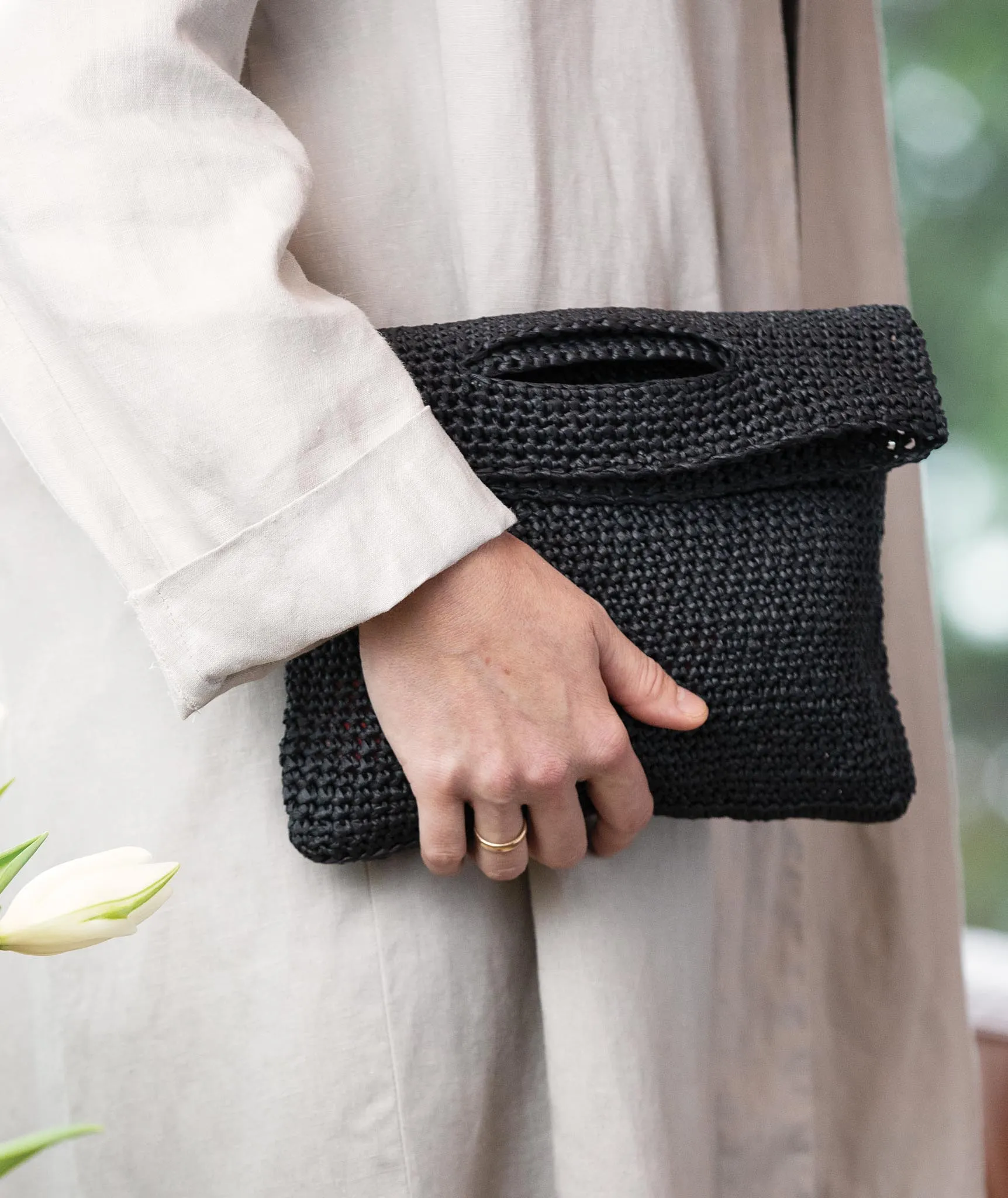 Crocheted Crossbody Bags & Clutch Pattern
