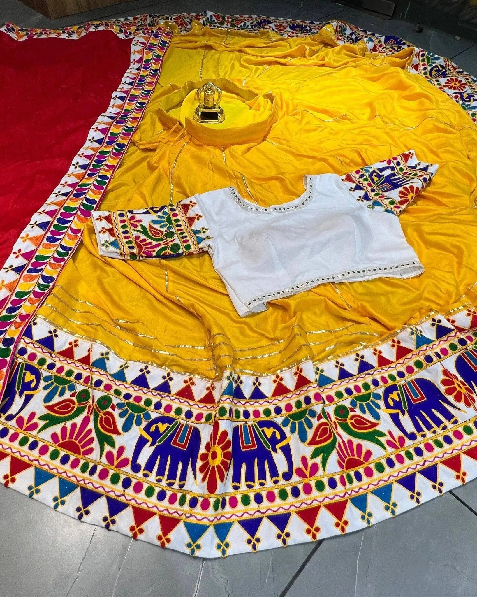 Heavy Gamthi Work and Gota Patti Border Ethnic Lehenga Set