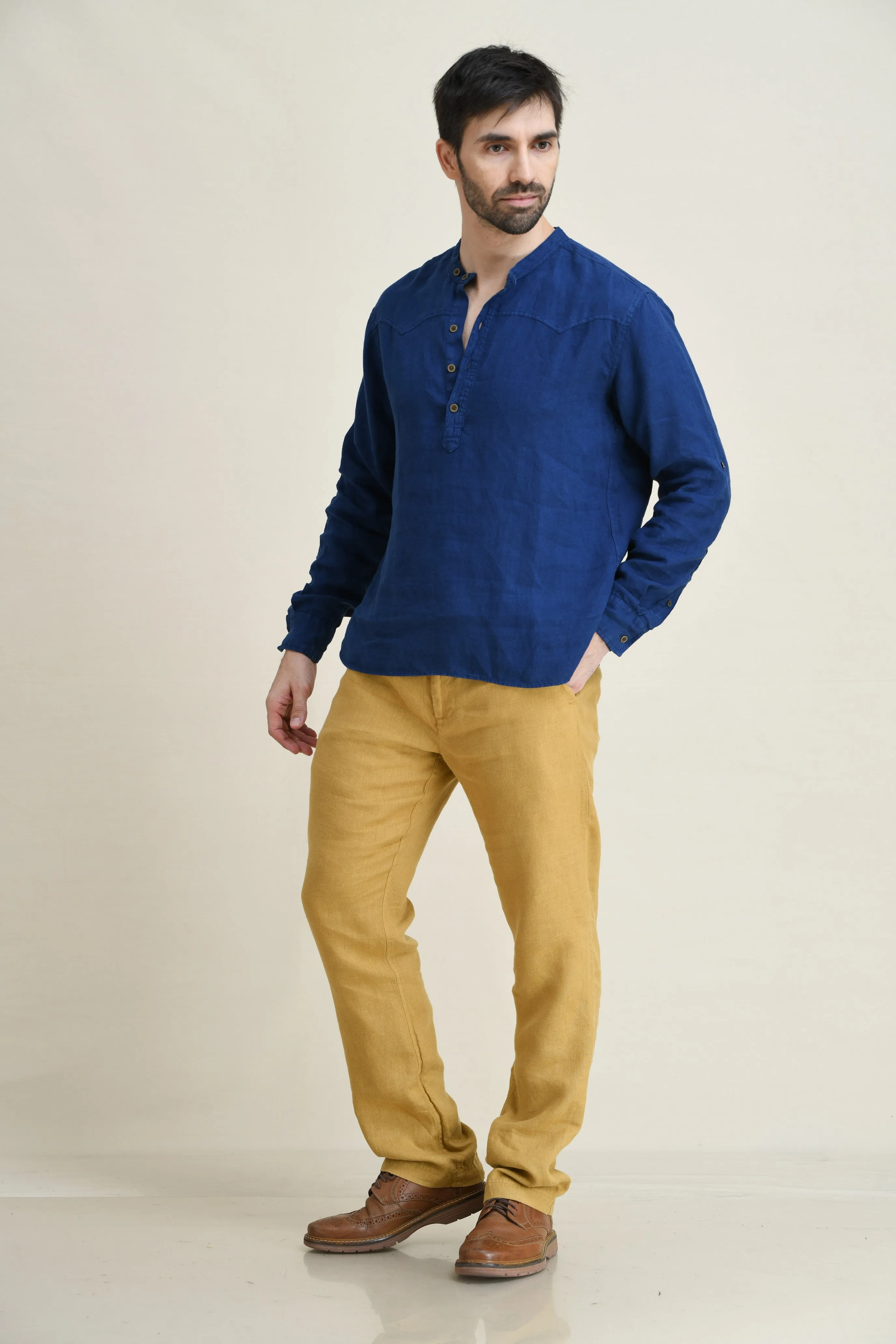 LINEN HALF-PLACKET PULL-ON SHIRT-BAND COLLAR WITH BUTTON-TAB