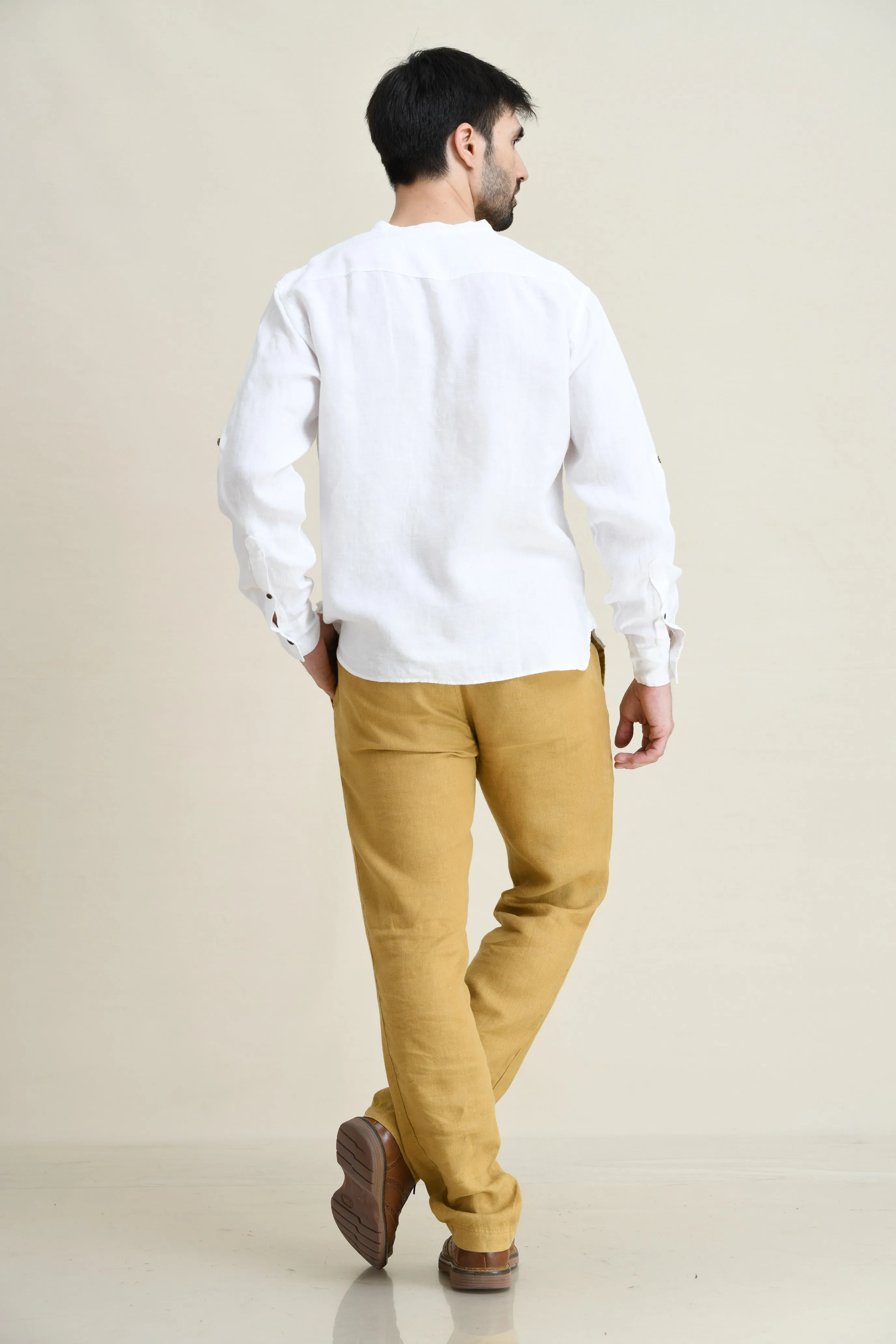 LINEN HALF-PLACKET PULL-ON SHIRT-BAND COLLAR WITH BUTTON-TAB