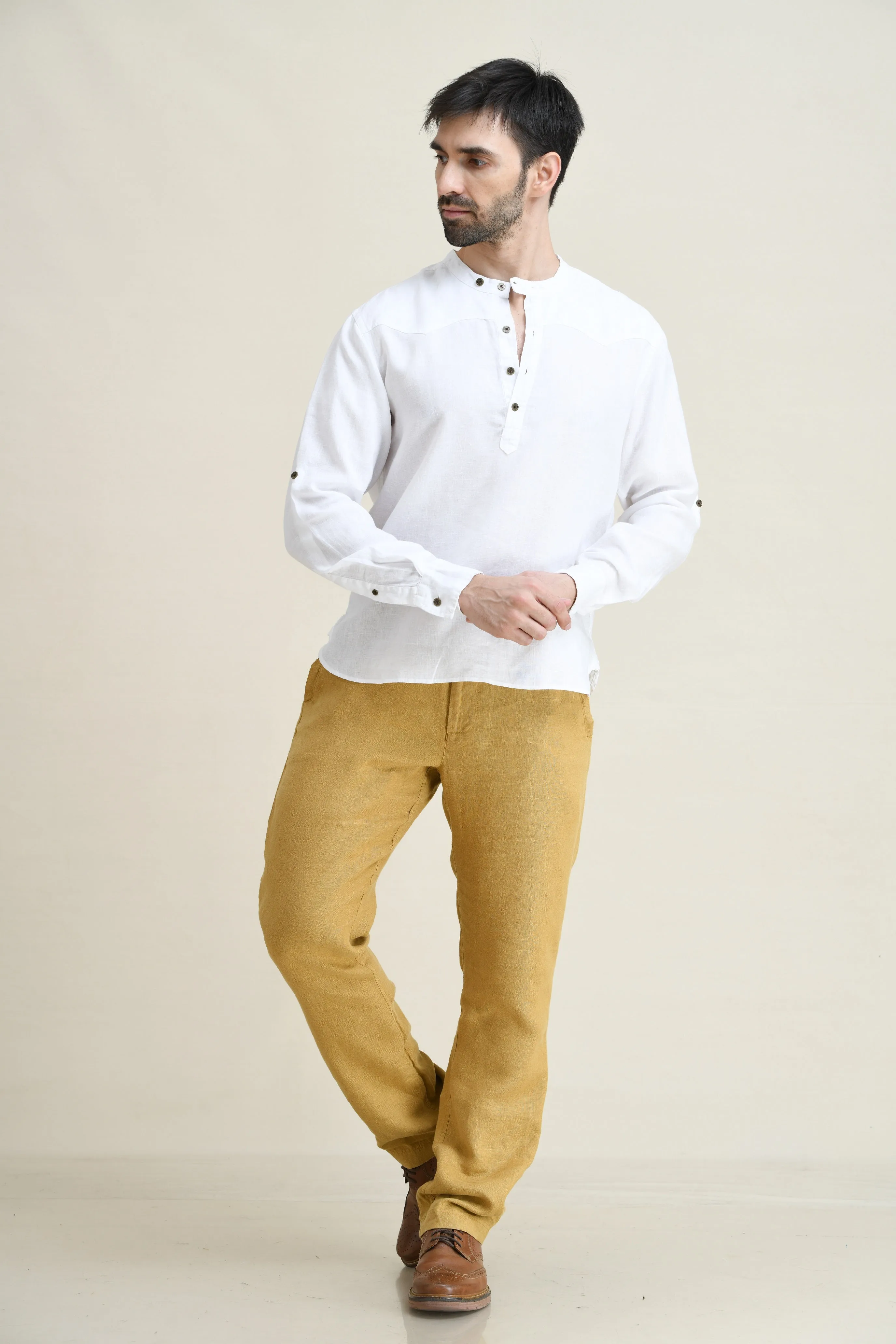 LINEN HALF-PLACKET PULL-ON SHIRT-BAND COLLAR WITH BUTTON-TAB