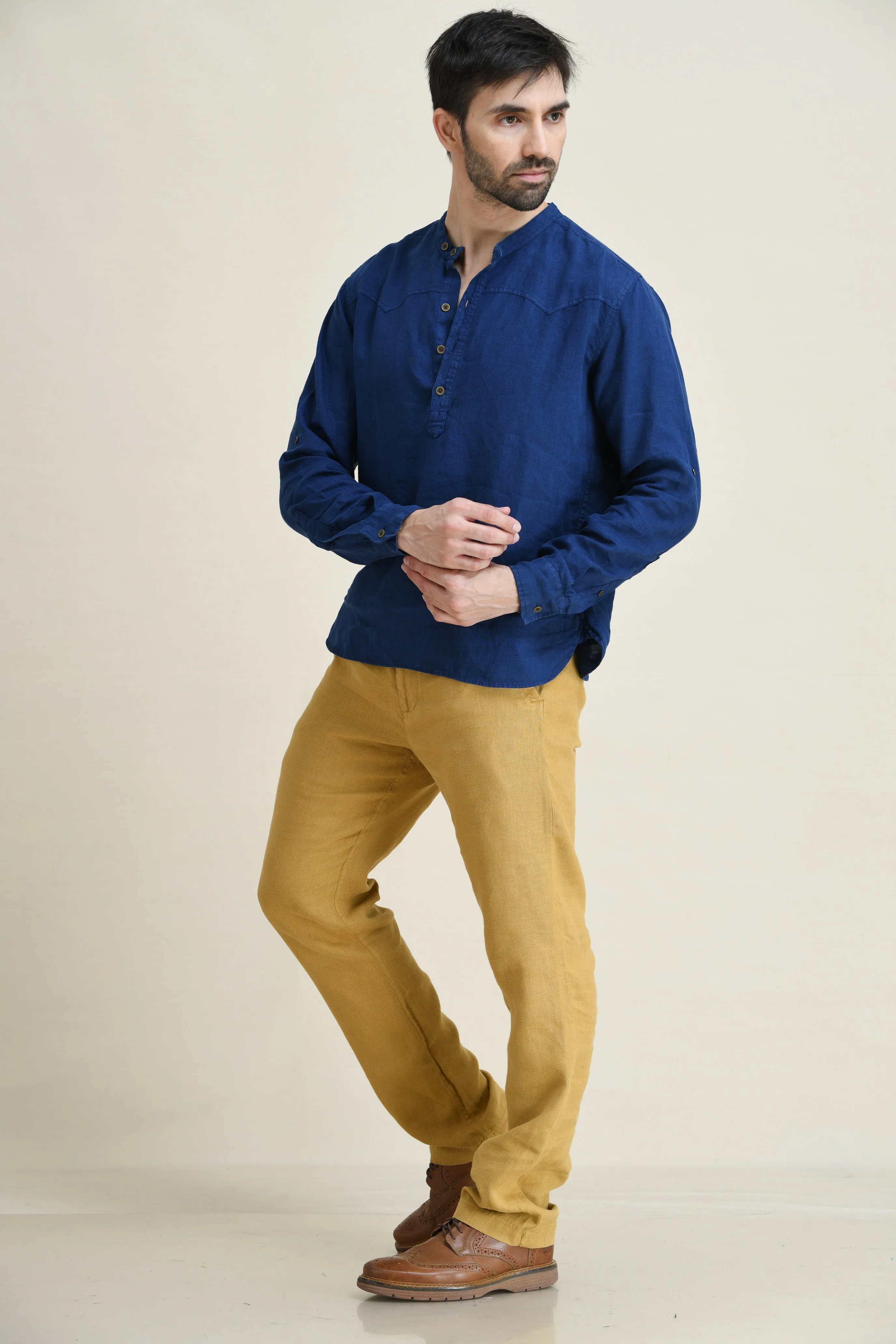 LINEN HALF-PLACKET PULL-ON SHIRT-BAND COLLAR WITH BUTTON-TAB