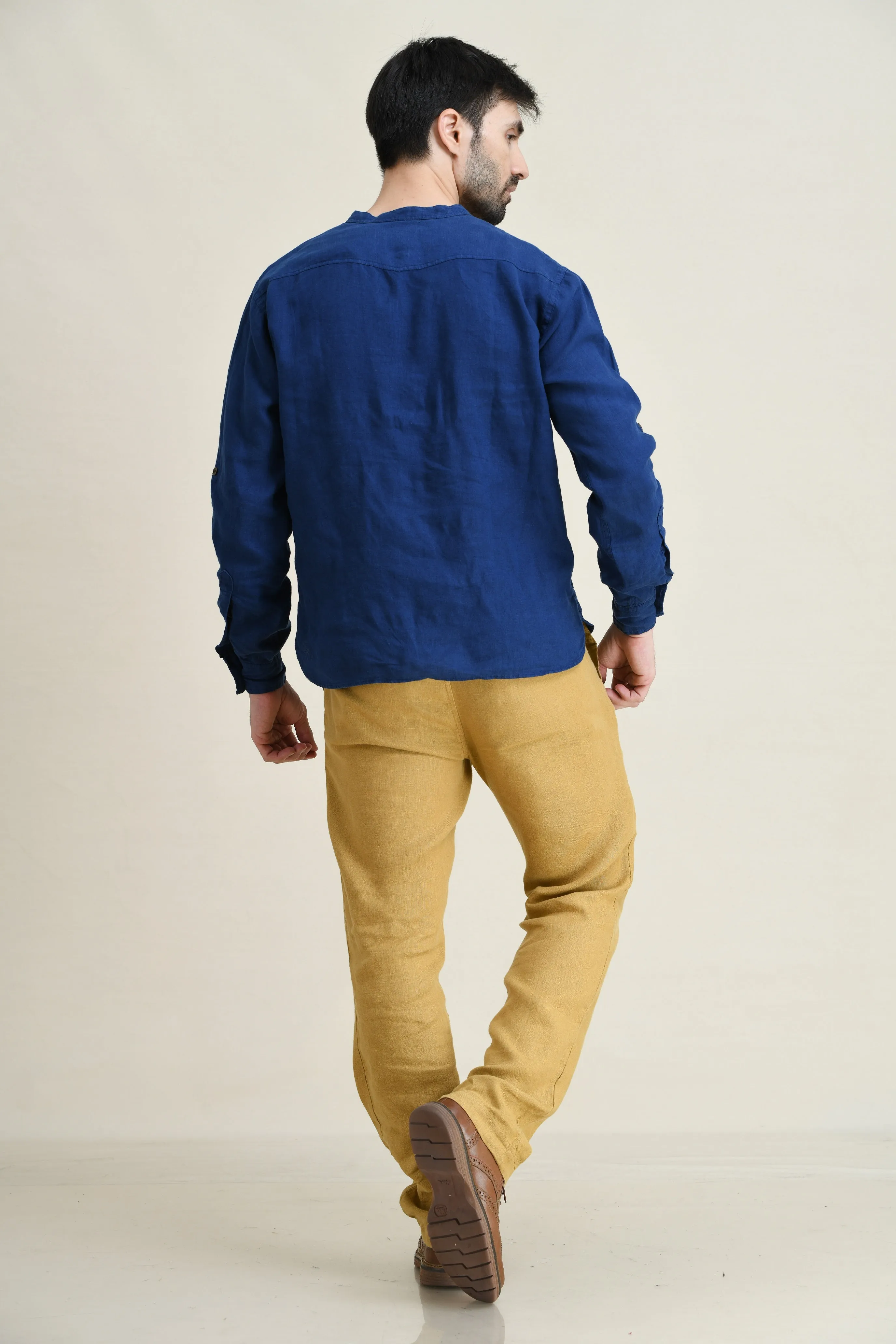 LINEN HALF-PLACKET PULL-ON SHIRT-BAND COLLAR WITH BUTTON-TAB