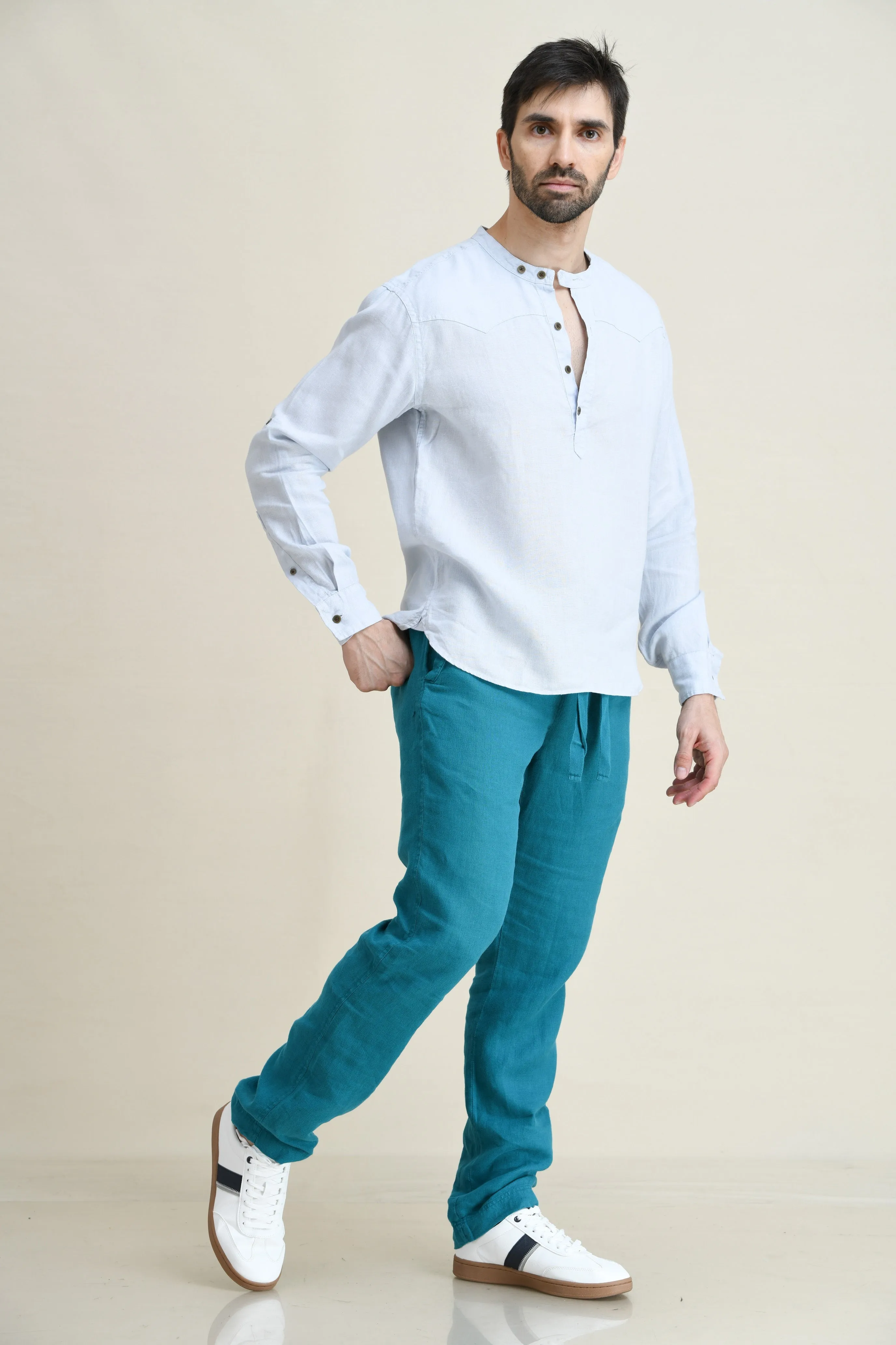 LINEN HALF-PLACKET PULL-ON SHIRT-BAND COLLAR WITH BUTTON-TAB