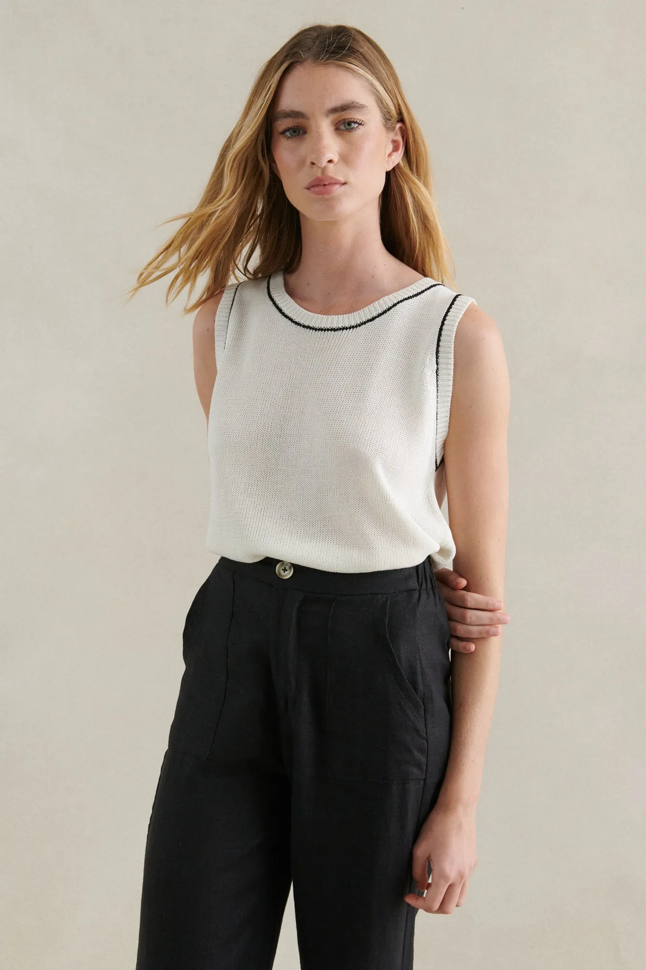 Little Lies Contrast Stitch Tank - white