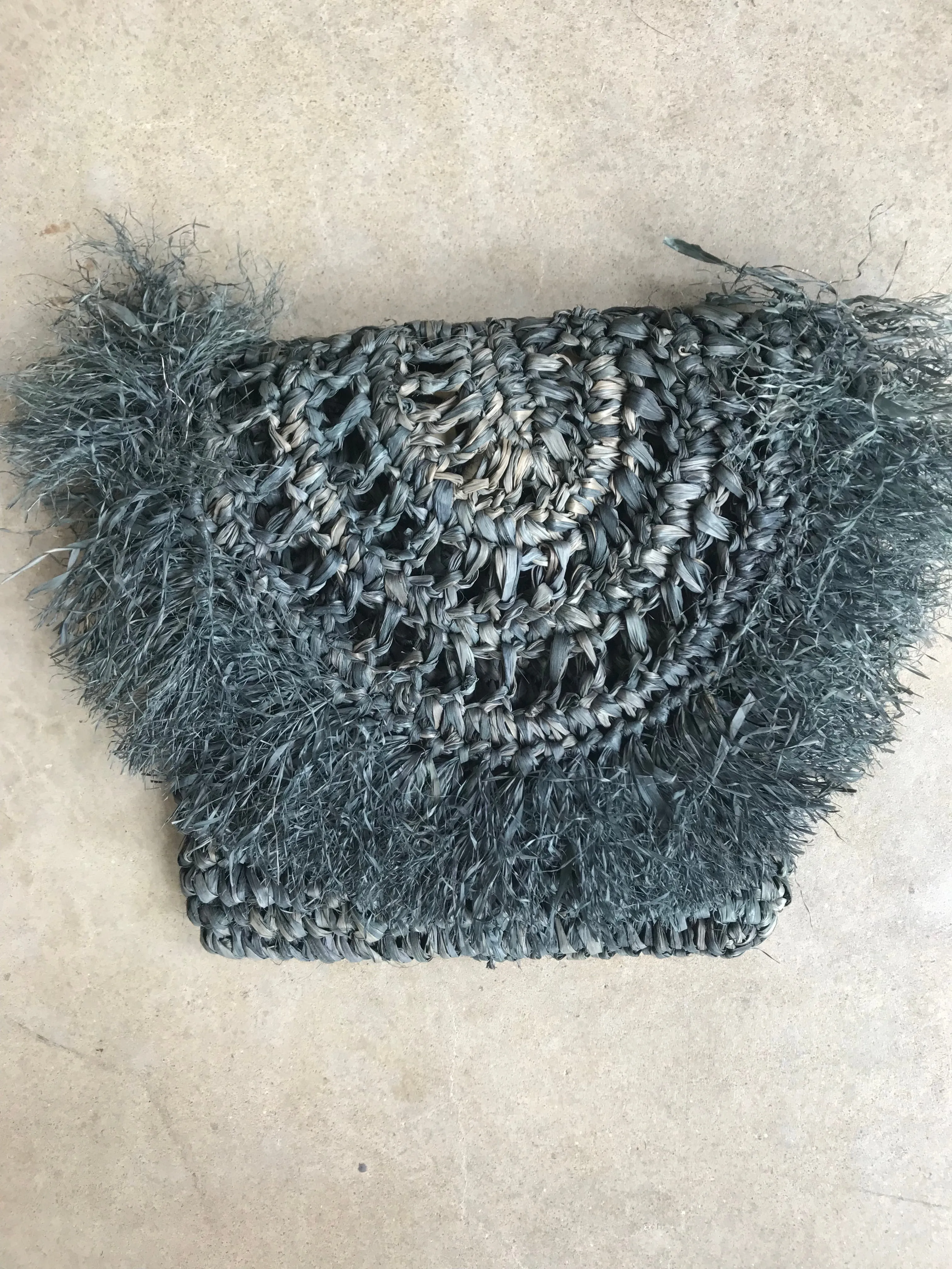 LOCA BELLA THE LABEL RAFFIA CLUTCH IN MOSS