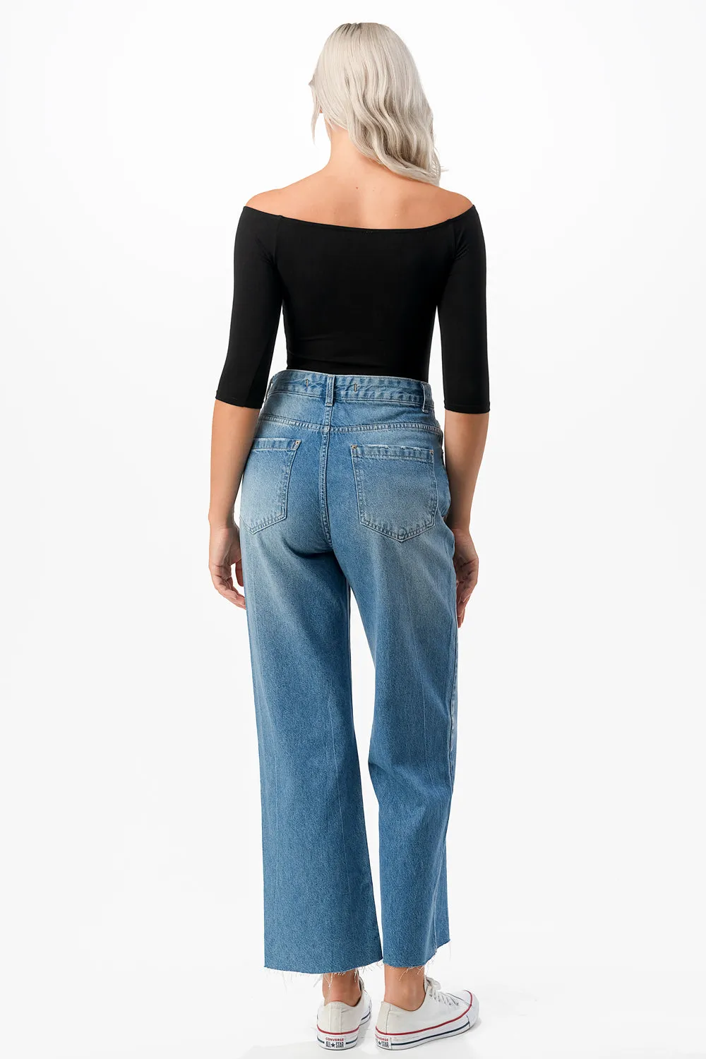 OFF-THE SHOULDER TOP-BLACK