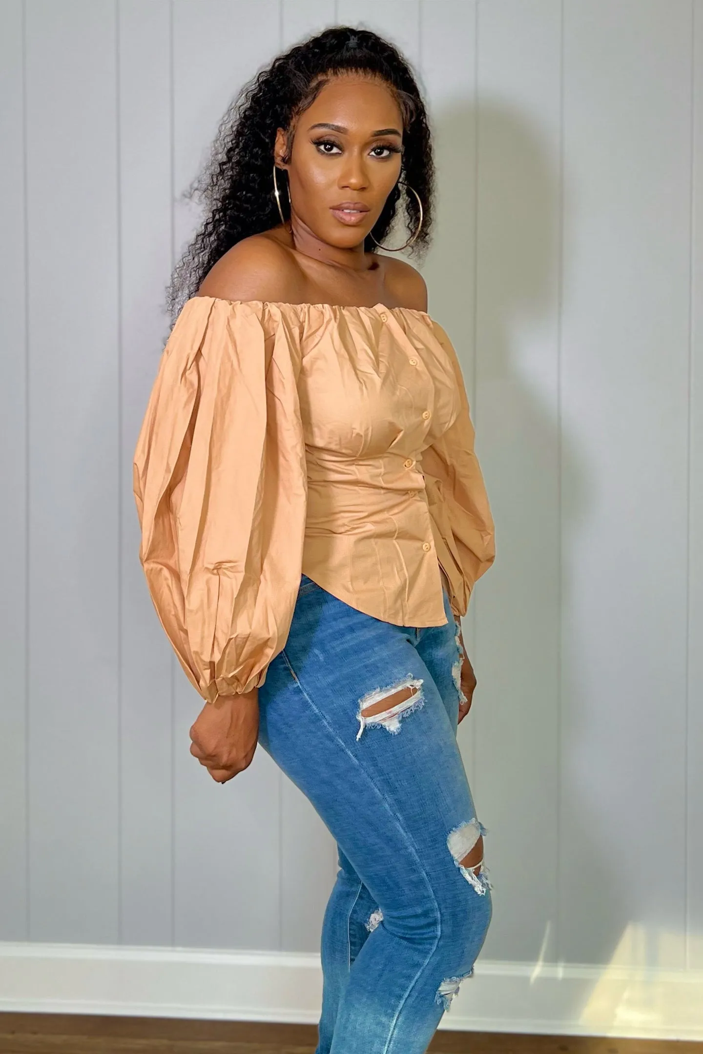OFF THE SHOULDER TOP