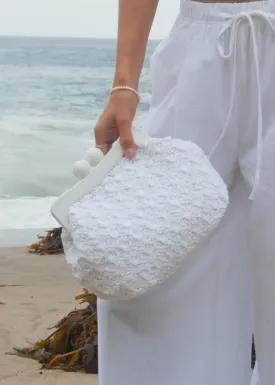 White Raffia Kiss Closure Bag